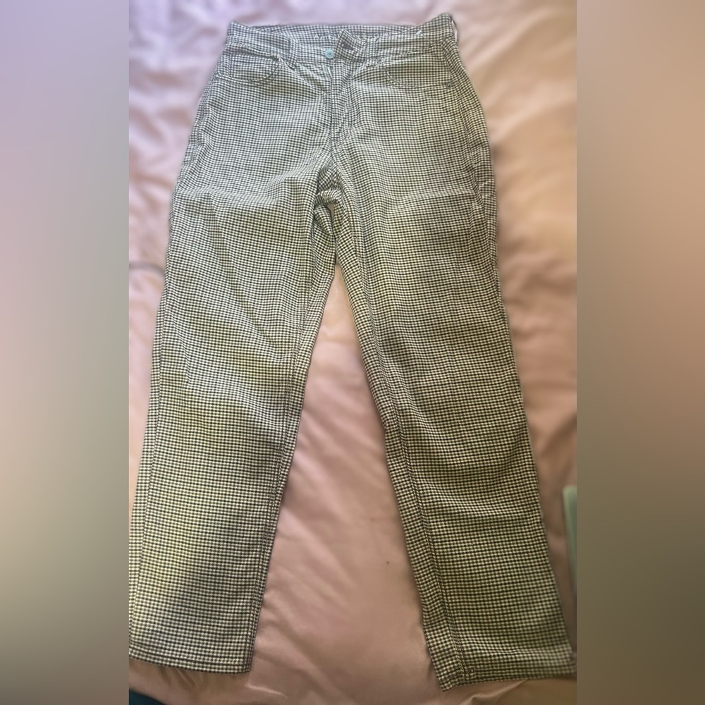 American Eagle straight plaid pants 
Size 8
